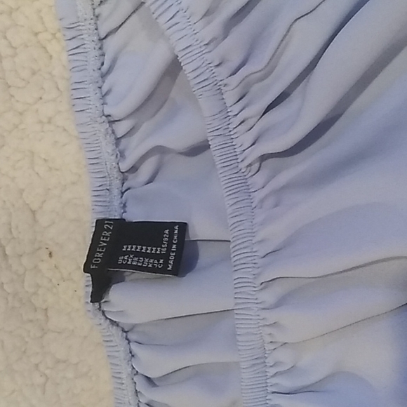 Crop top - Picture 2 of 3